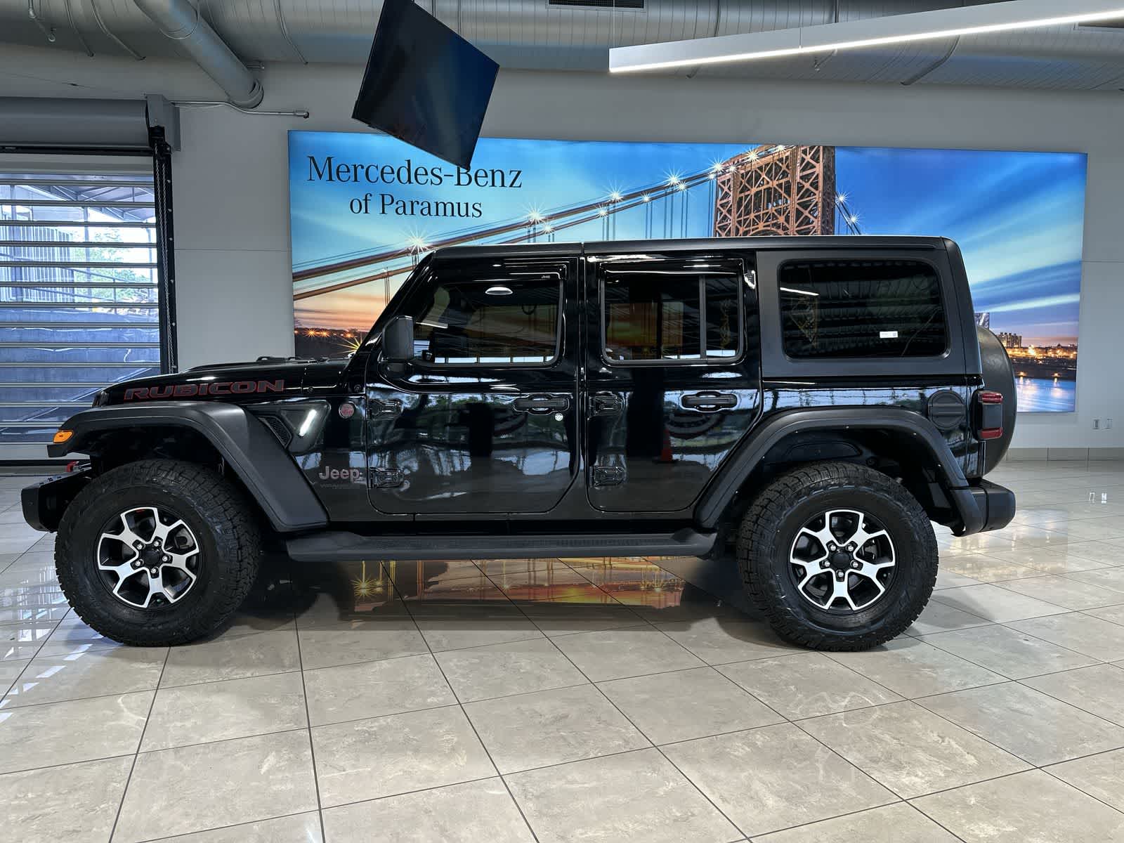 Thumbnail: 2021 Jeep Wrangler - 15