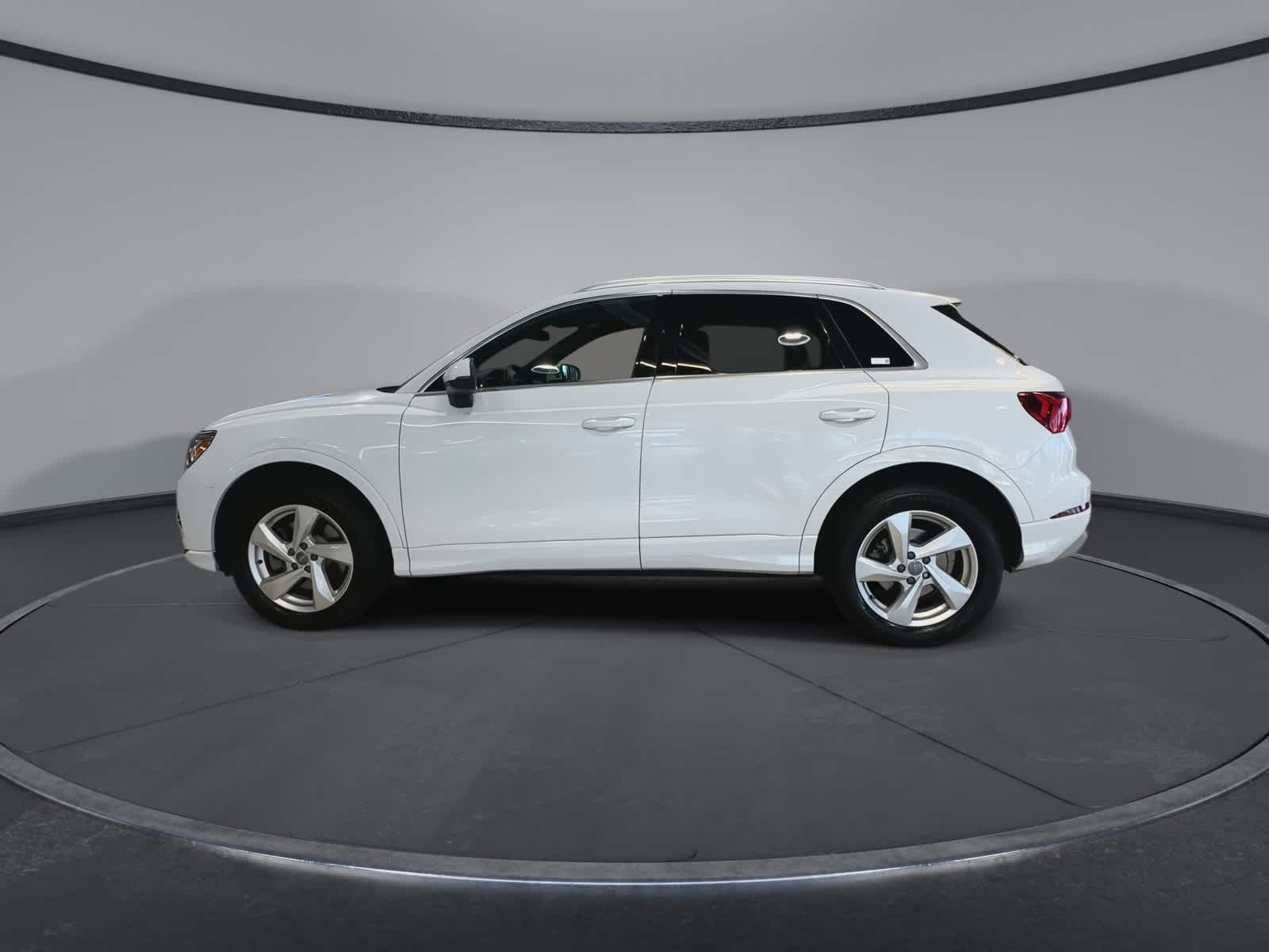Thumbnail: 2019 Audi Q3 - 7