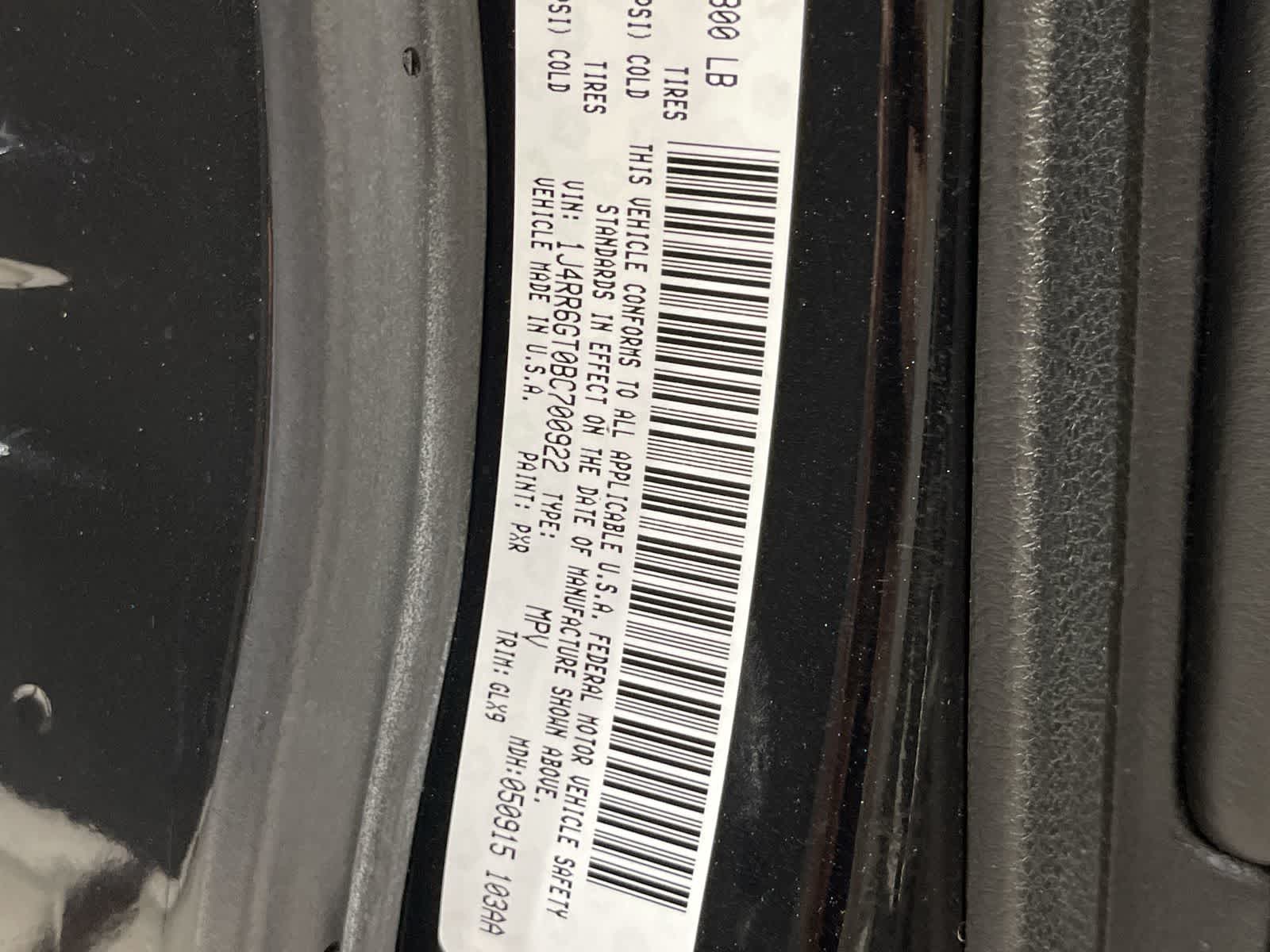 Thumbnail: 2011 Jeep Grand Cherokee - 33