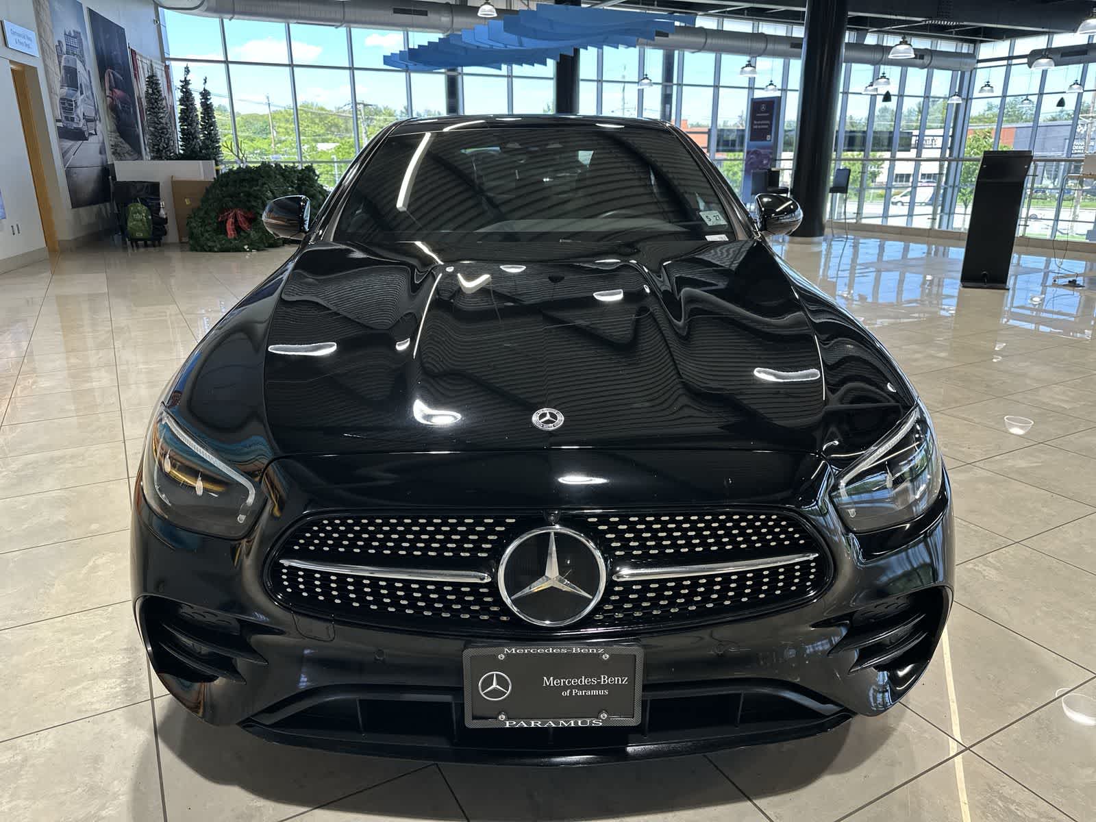 Thumbnail: 2023 Mercedes-Benz E-Class - 18