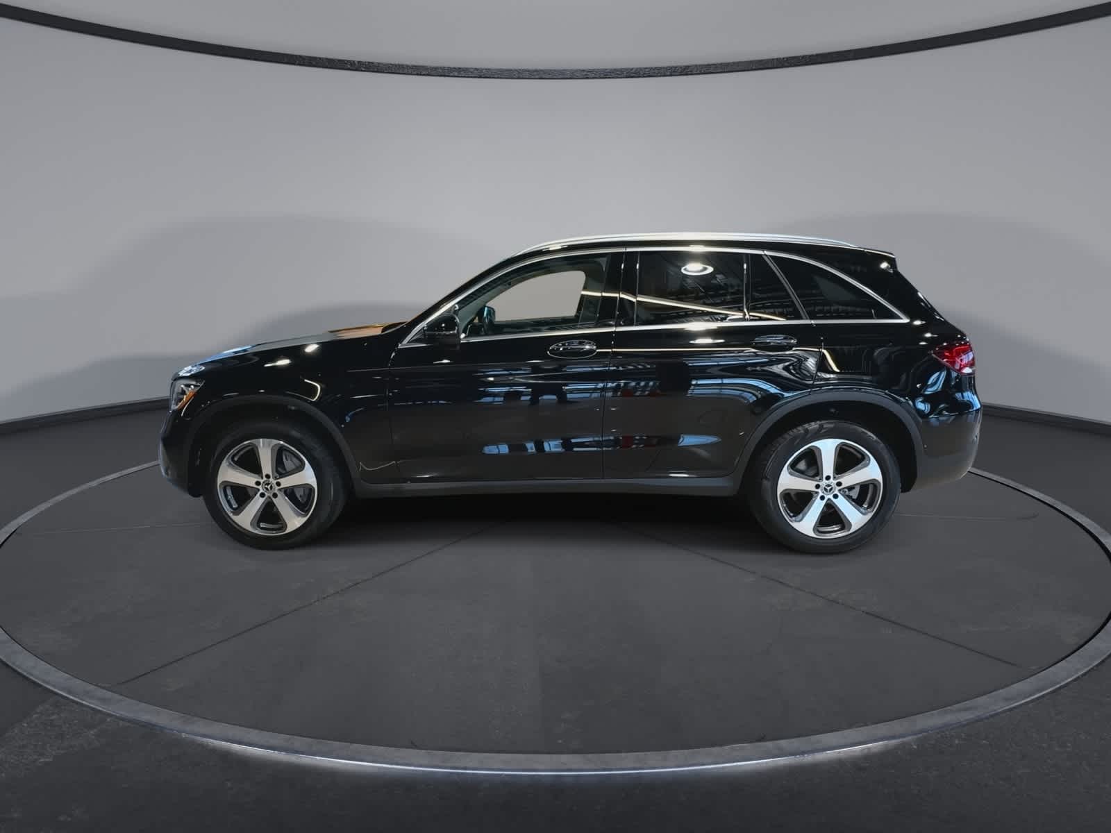 Thumbnail: 2022 Mercedes-Benz GLC - 7