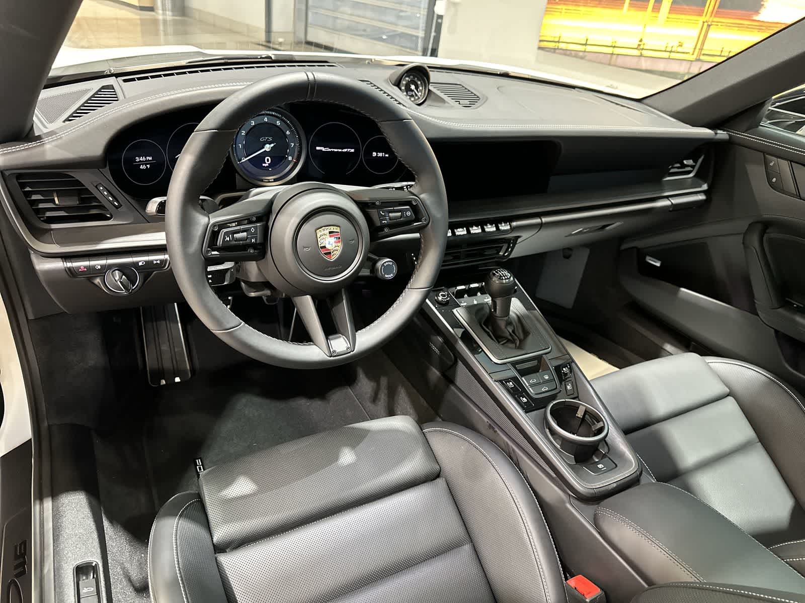 Thumbnail: 2024 Porsche 911 - 22