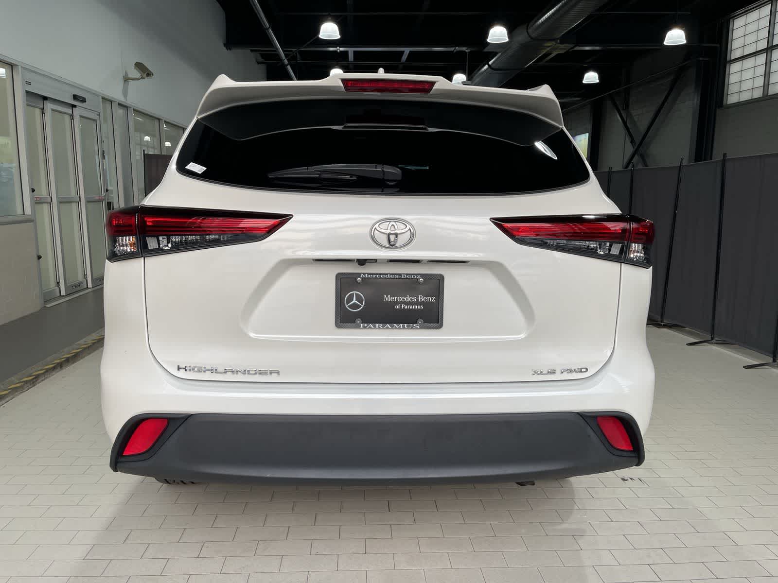 2020 Toyota Highlander XLE 17