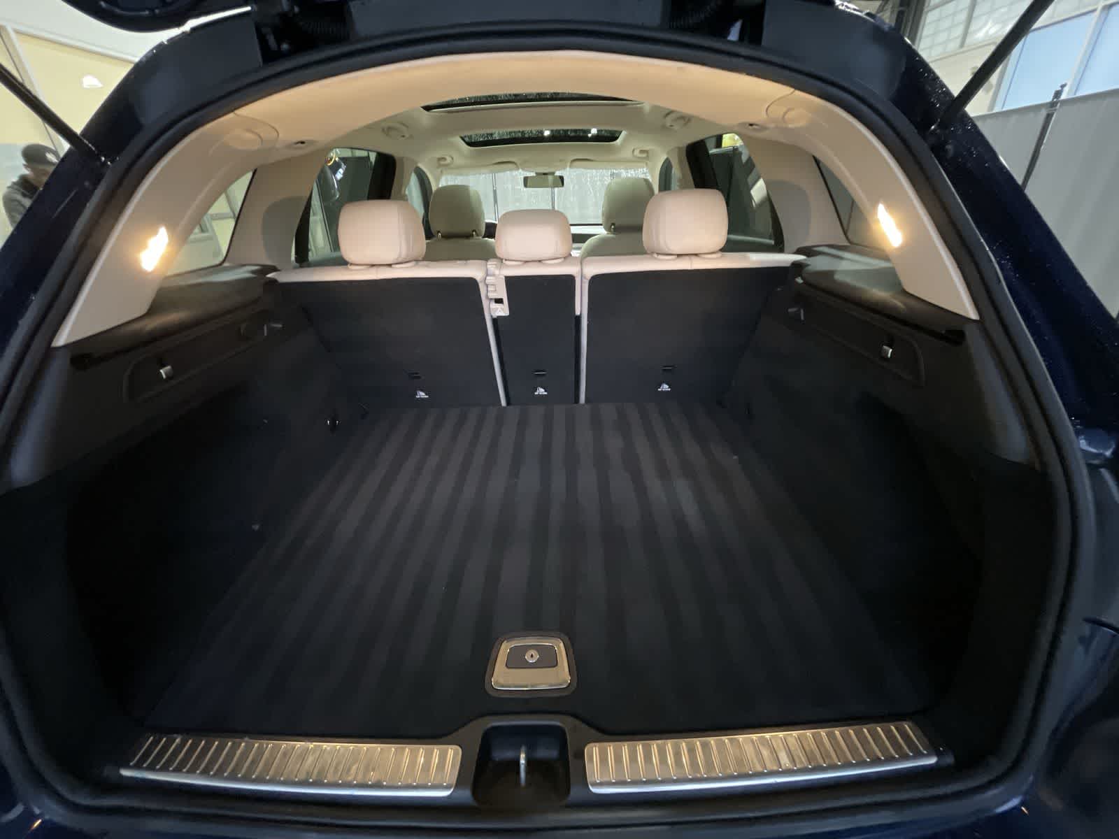 Thumbnail: 2021 Mercedes-Benz GLC - 31