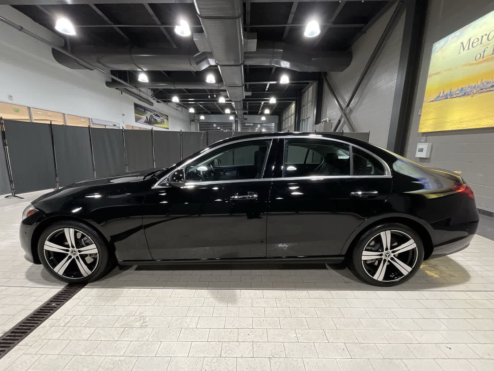 Thumbnail: 2025 Mercedes-Benz C-Class - 15