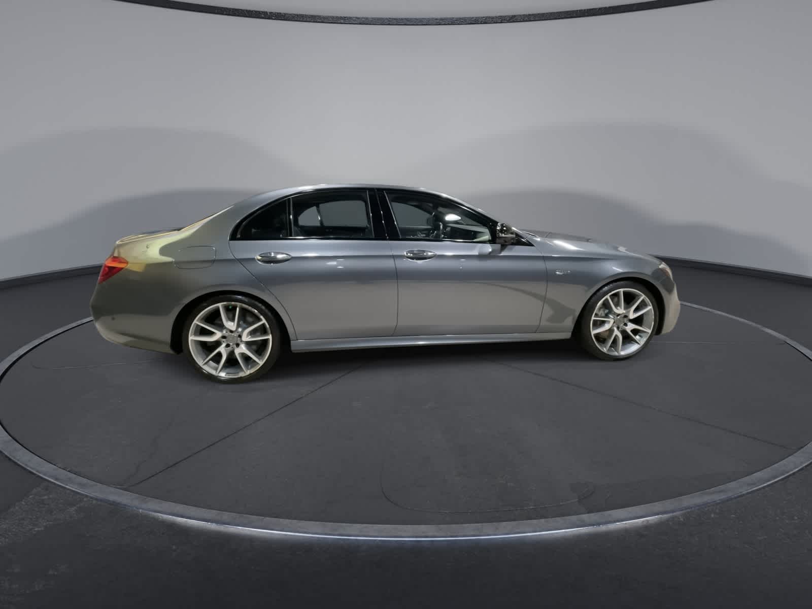 Thumbnail: 2018 Mercedes-Benz E-Class - 13