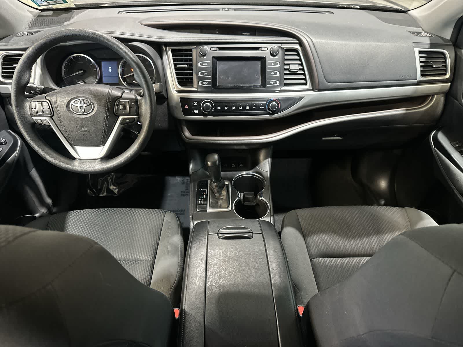 Thumbnail: 2016 Toyota Highlander - 22