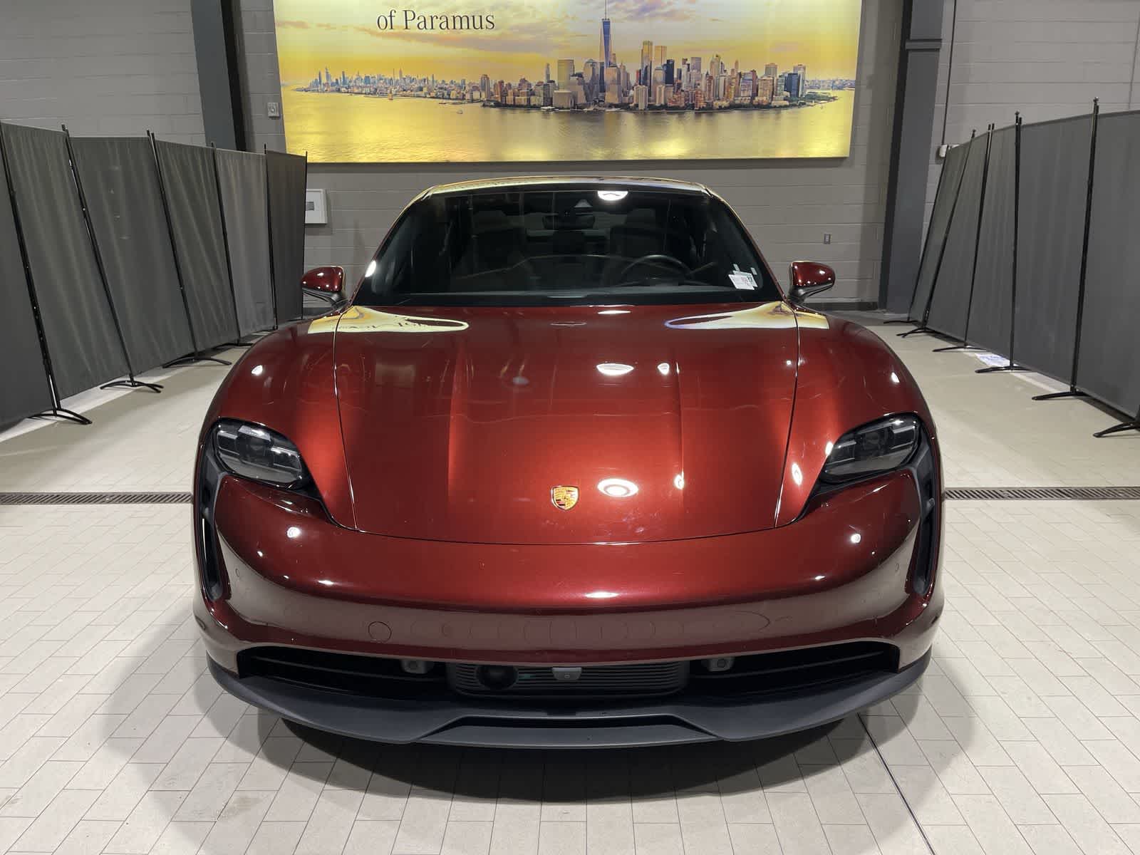 Thumbnail: 2022 Porsche Taycan - 18