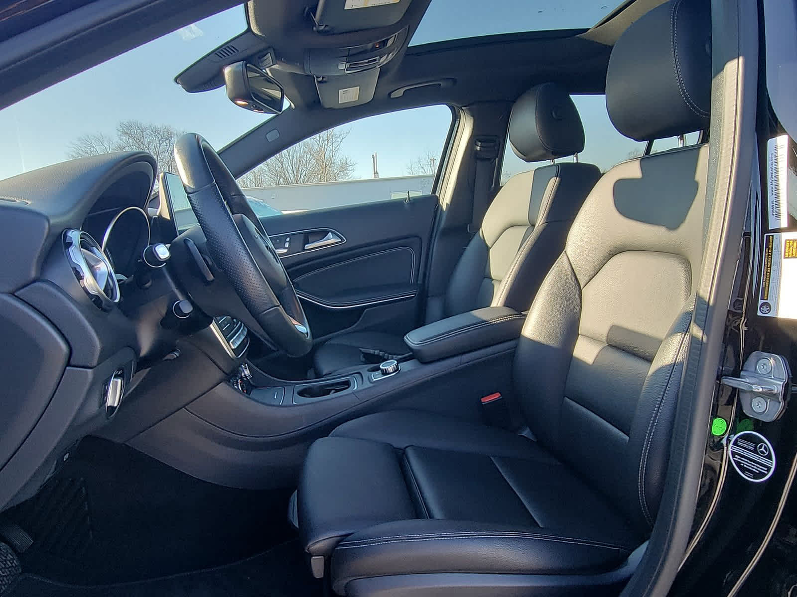 Thumbnail: 2020 Mercedes-Benz GLA - 11