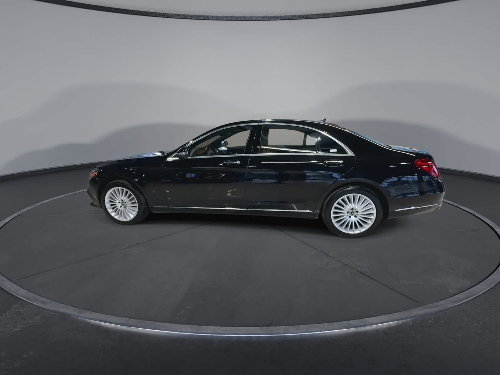 Thumbnail: 2018 Mercedes-Benz S-Class - 7