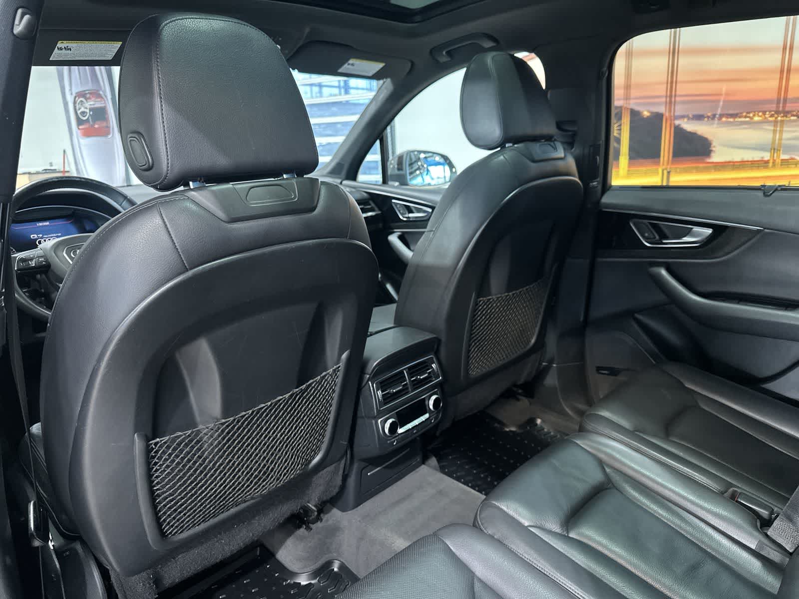 Thumbnail: 2017 Audi Q7 - 24