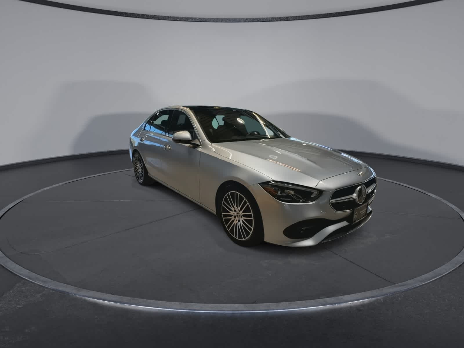 Thumbnail: 2022 Mercedes-Benz C-Class - 2