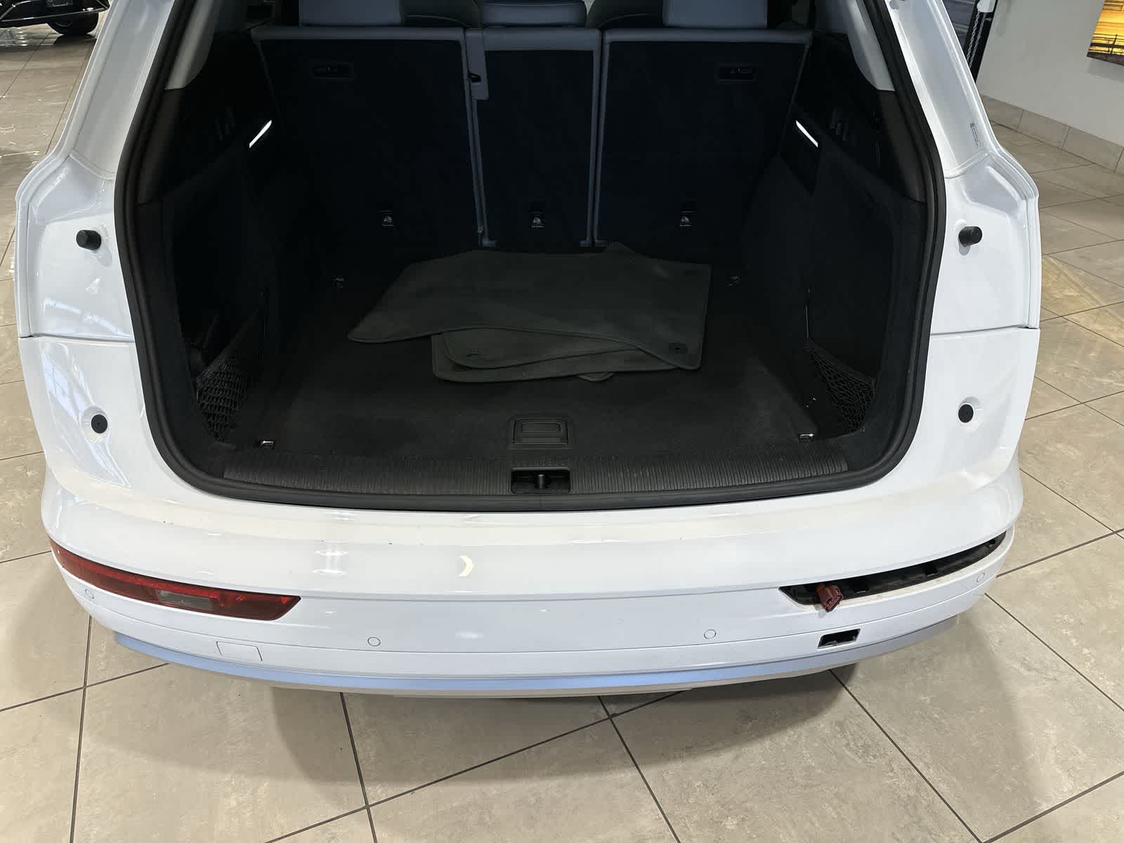 Thumbnail: 2019 Audi Q5 - 31
