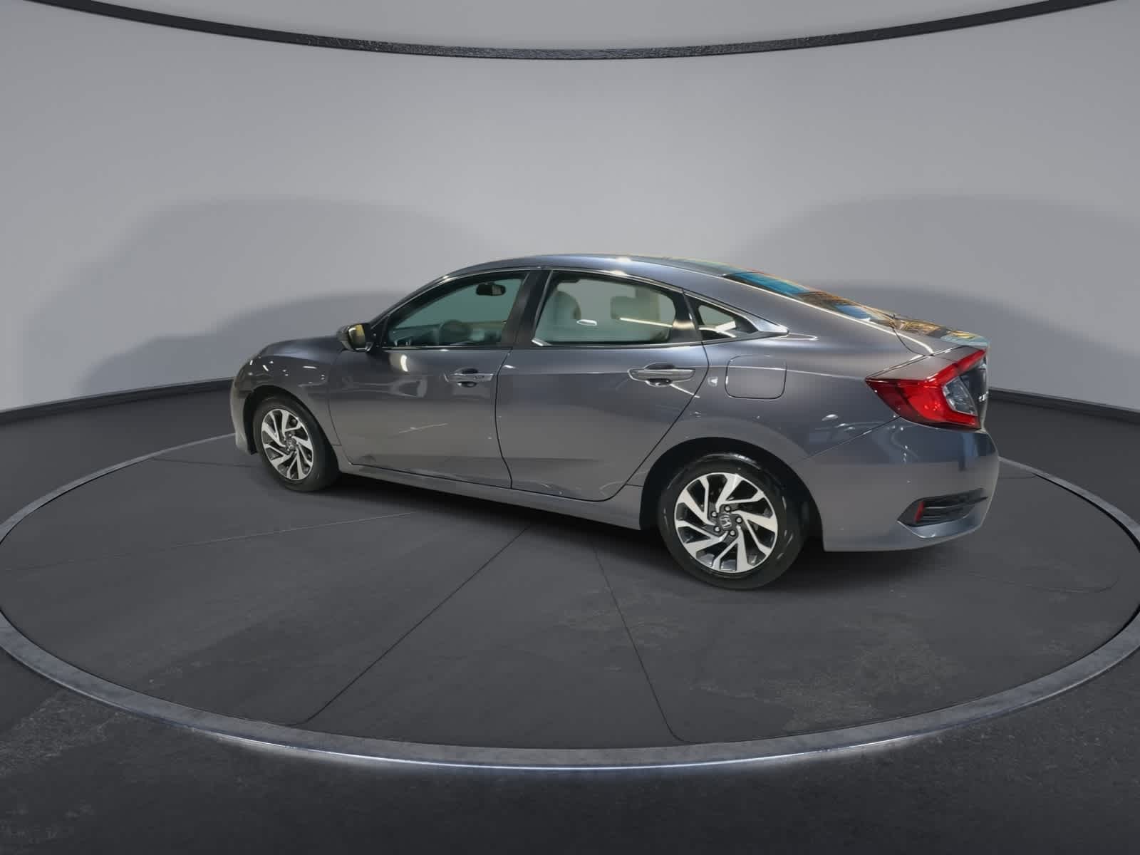 Thumbnail: 2016 Honda Civic - 8