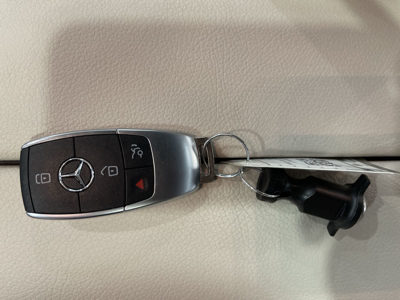 Thumbnail: 2022 Mercedes-Benz GLE - 32