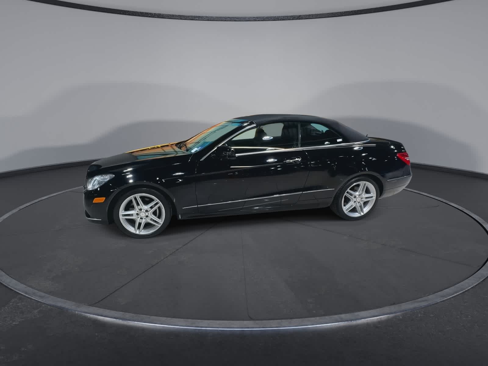 Thumbnail: 2013 Mercedes-Benz E-Class - 6