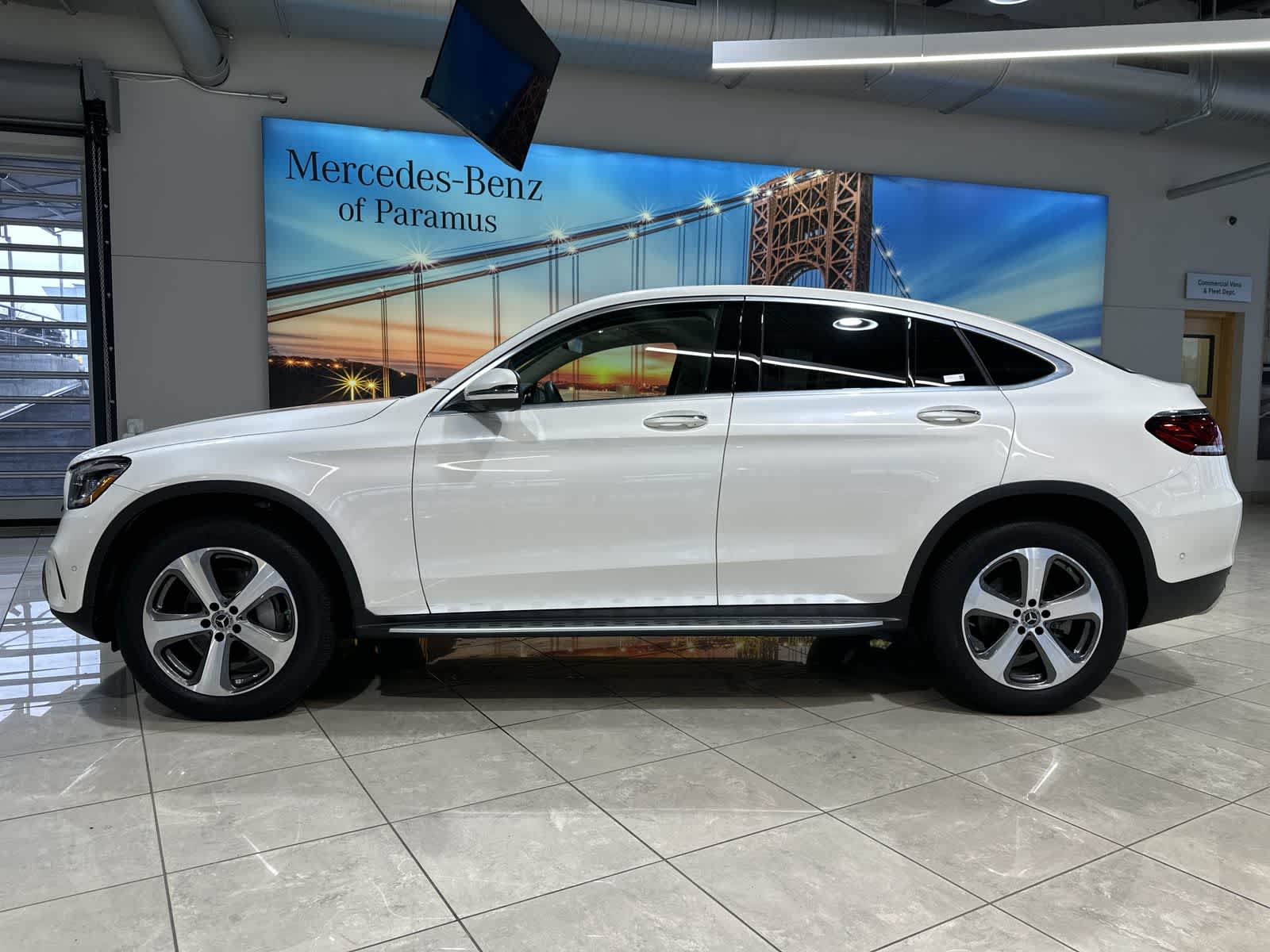 Thumbnail: 2023 Mercedes-Benz GLC - 15