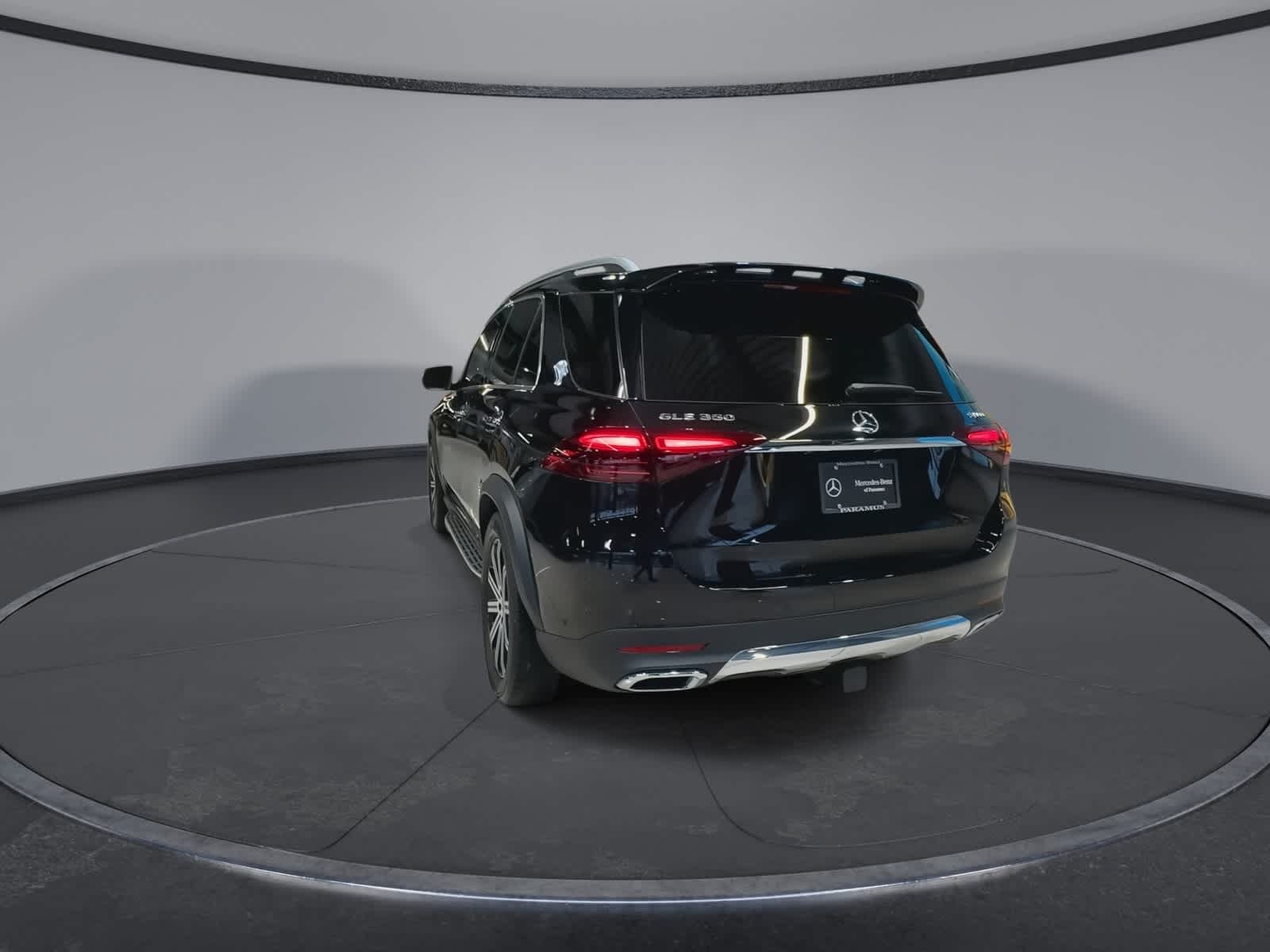 Thumbnail: 2026 Mercedes-Benz GLE - 9