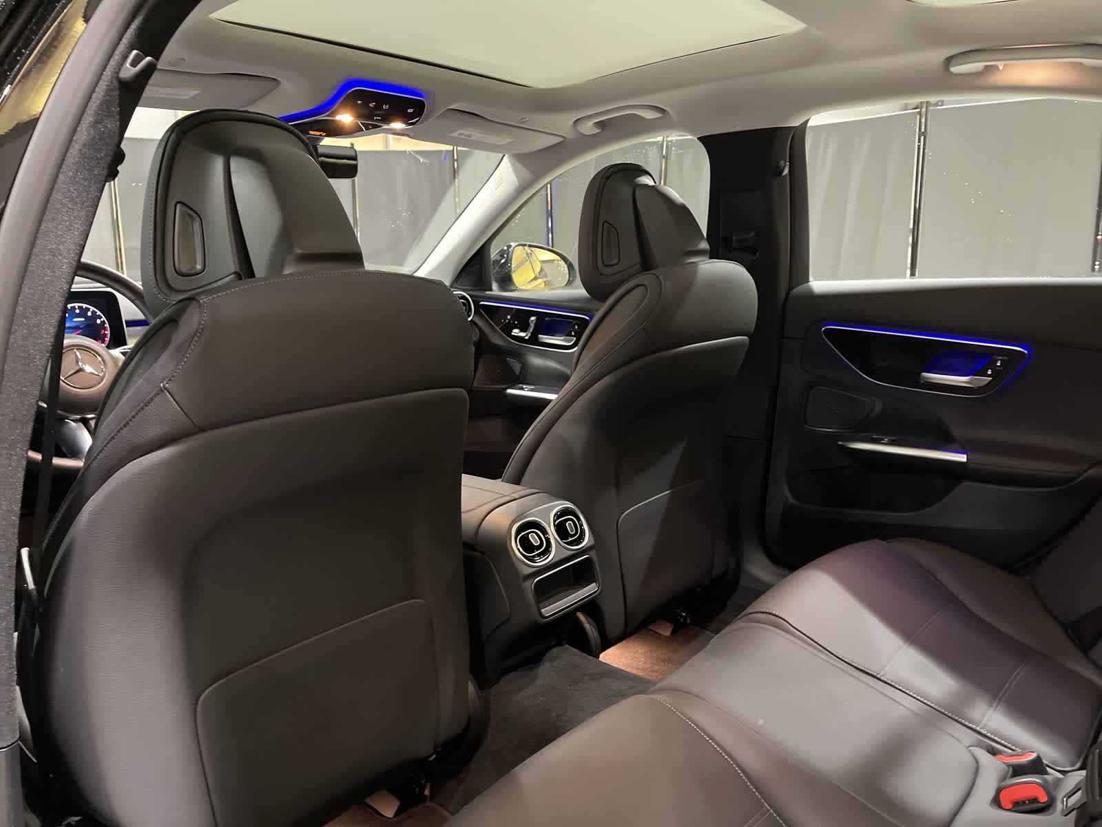 Thumbnail: 2025 Mercedes-Benz C-Class - 24