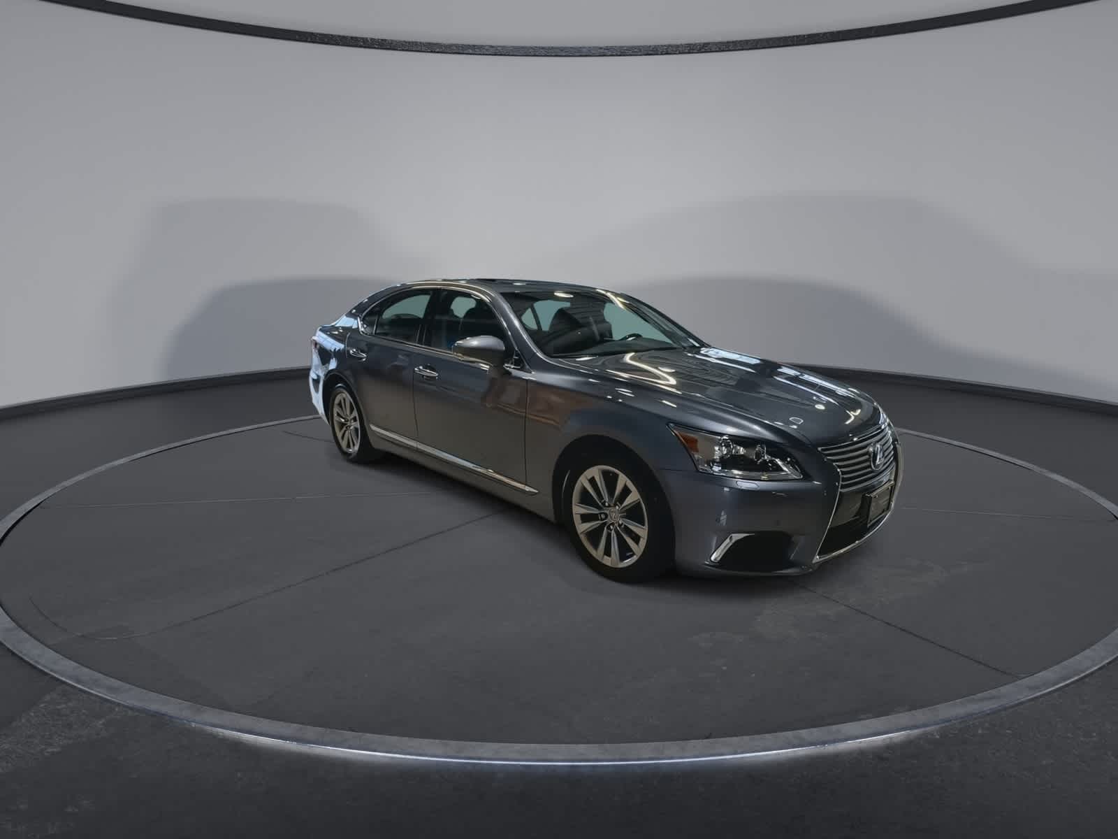 Thumbnail: 2016 Lexus LS - 2