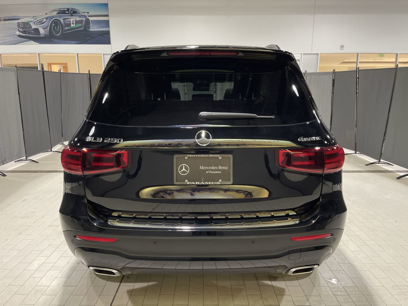 Thumbnail: 2025 Mercedes-Benz GLB - 17