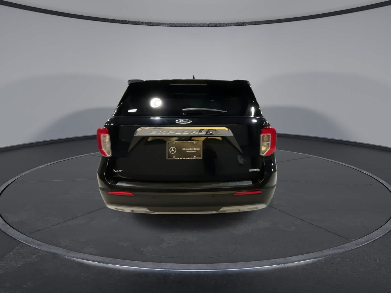 Thumbnail: 2020 Ford Explorer - 10