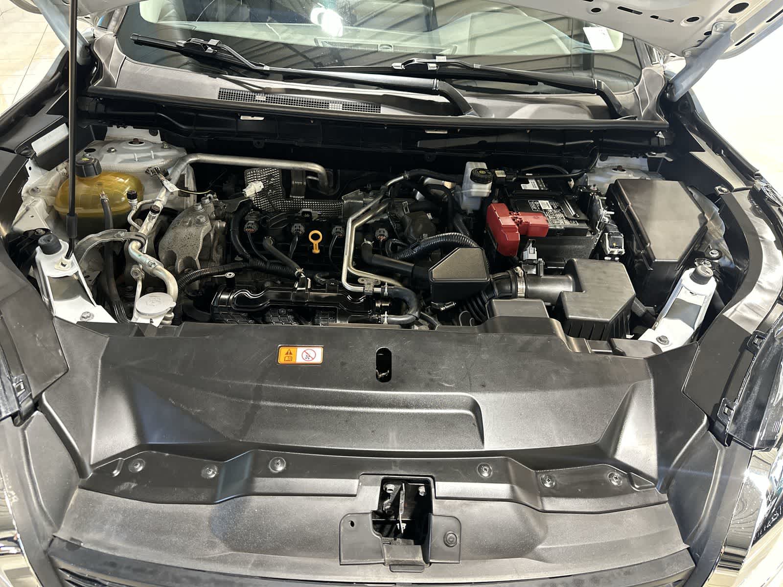 Thumbnail: 2022 Mitsubishi Outlander - 21