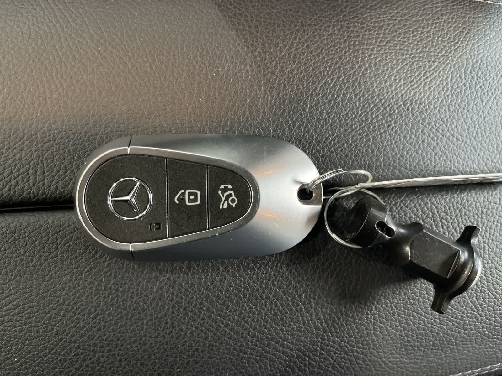 2022 Mercedes-Benz C-Class C 300 32