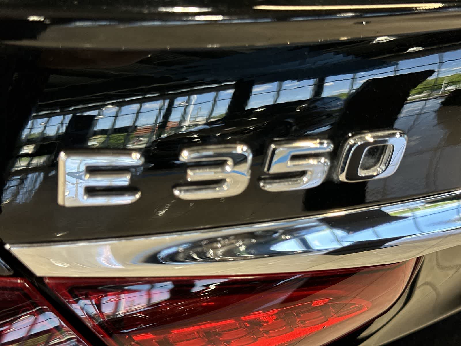 Thumbnail: 2023 Mercedes-Benz E-Class - 19