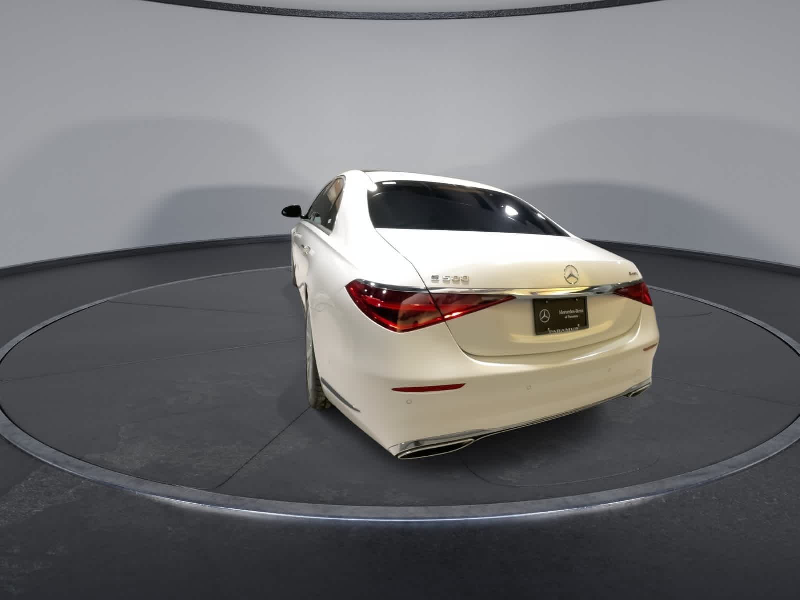 Thumbnail: 2021 Mercedes-Benz S-Class - 10