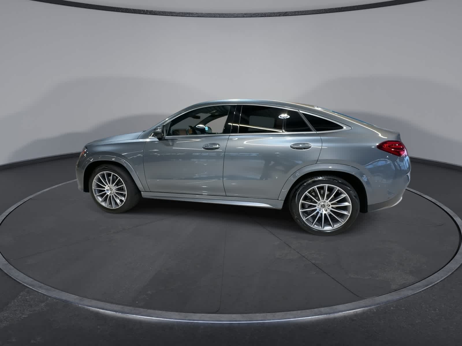 Thumbnail: 2025 Mercedes-Benz GLE - 6
