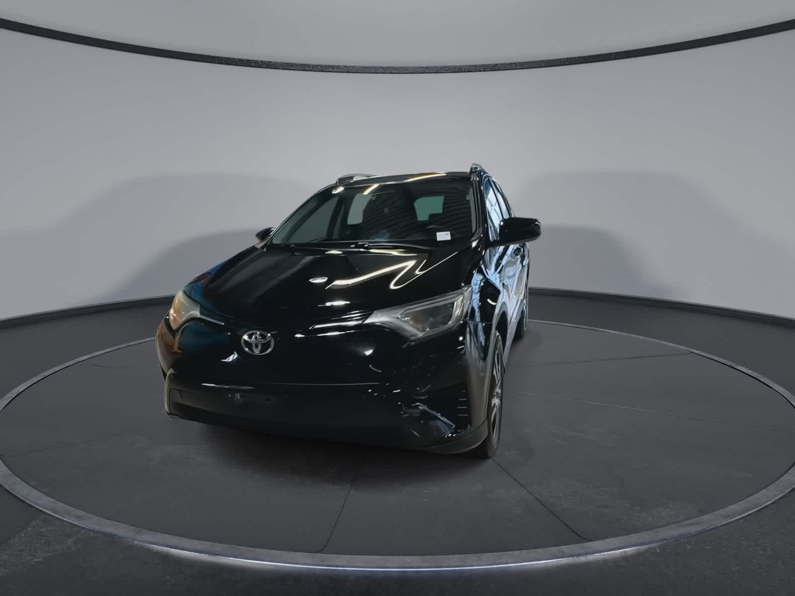 Thumbnail: 2016 Toyota RAV4 - 6