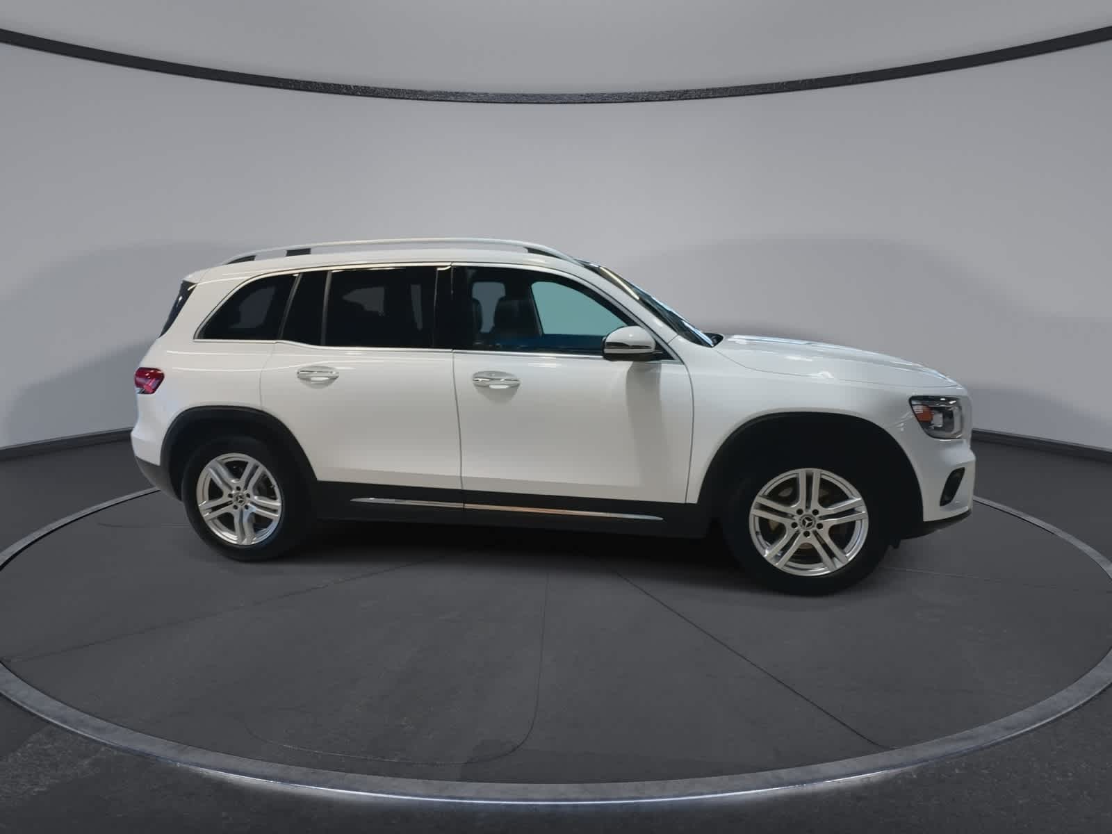 Thumbnail: 2020 Mercedes-Benz GLB - 13