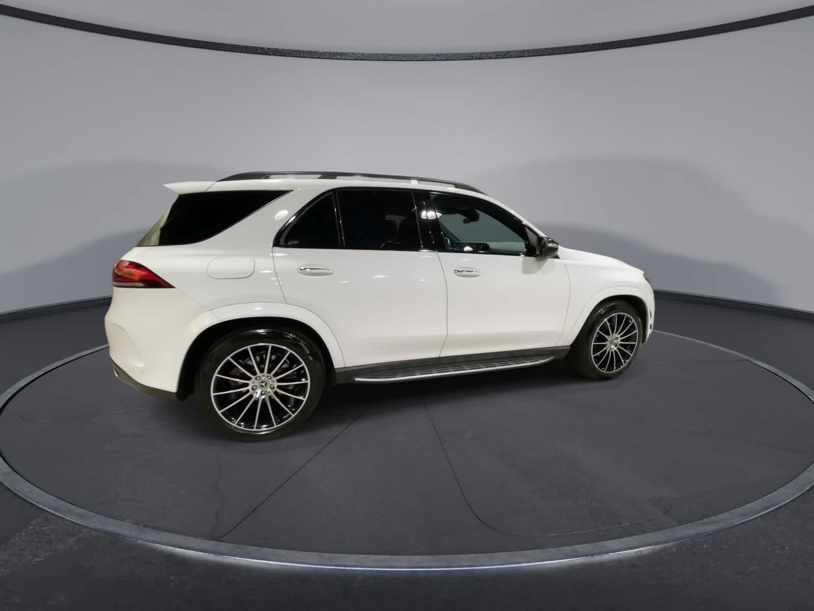 Thumbnail: 2023 Mercedes-Benz GLE - 12