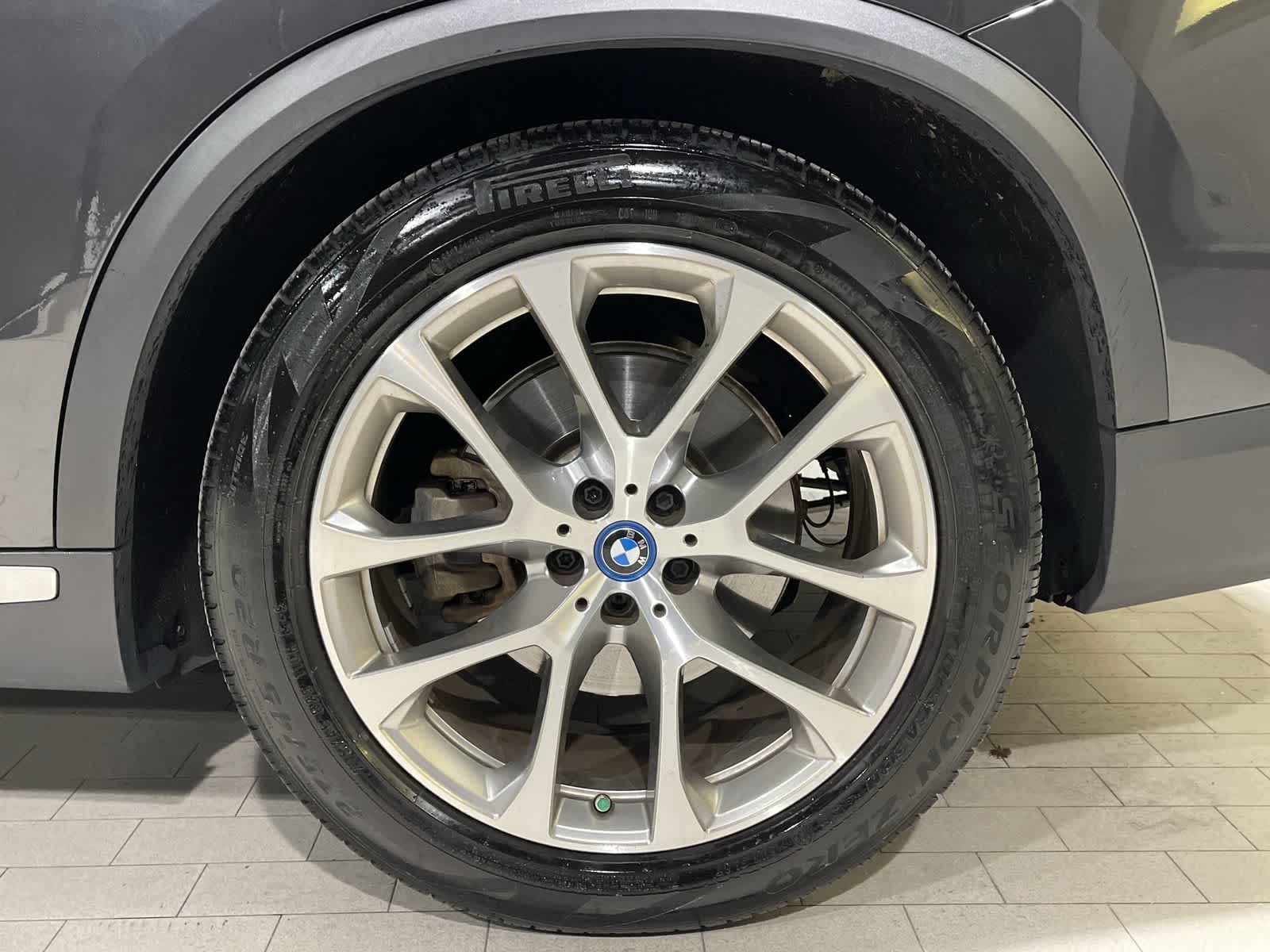 Thumbnail: 2022 BMW X5 - 20