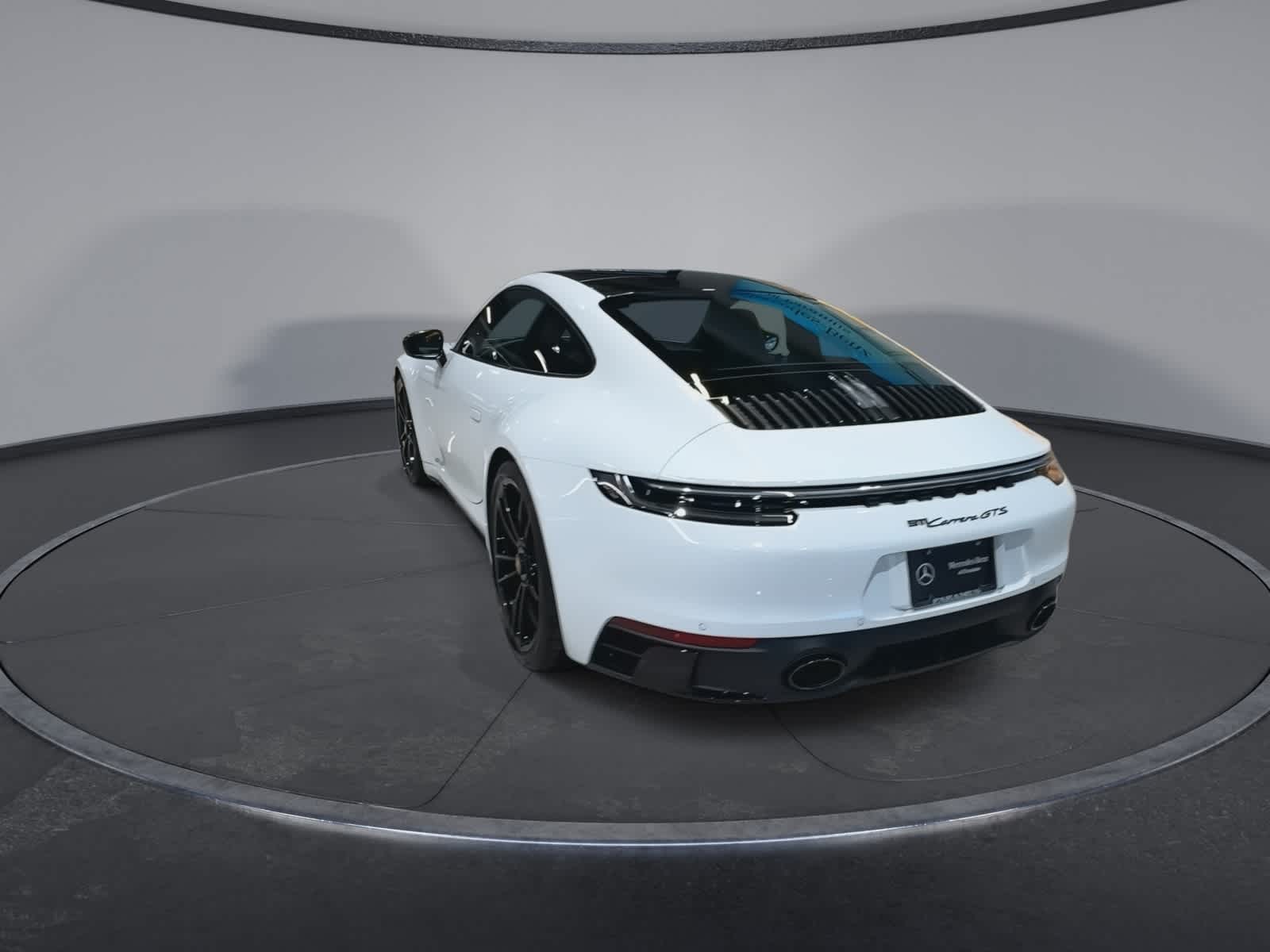 Thumbnail: 2024 Porsche 911 - 9