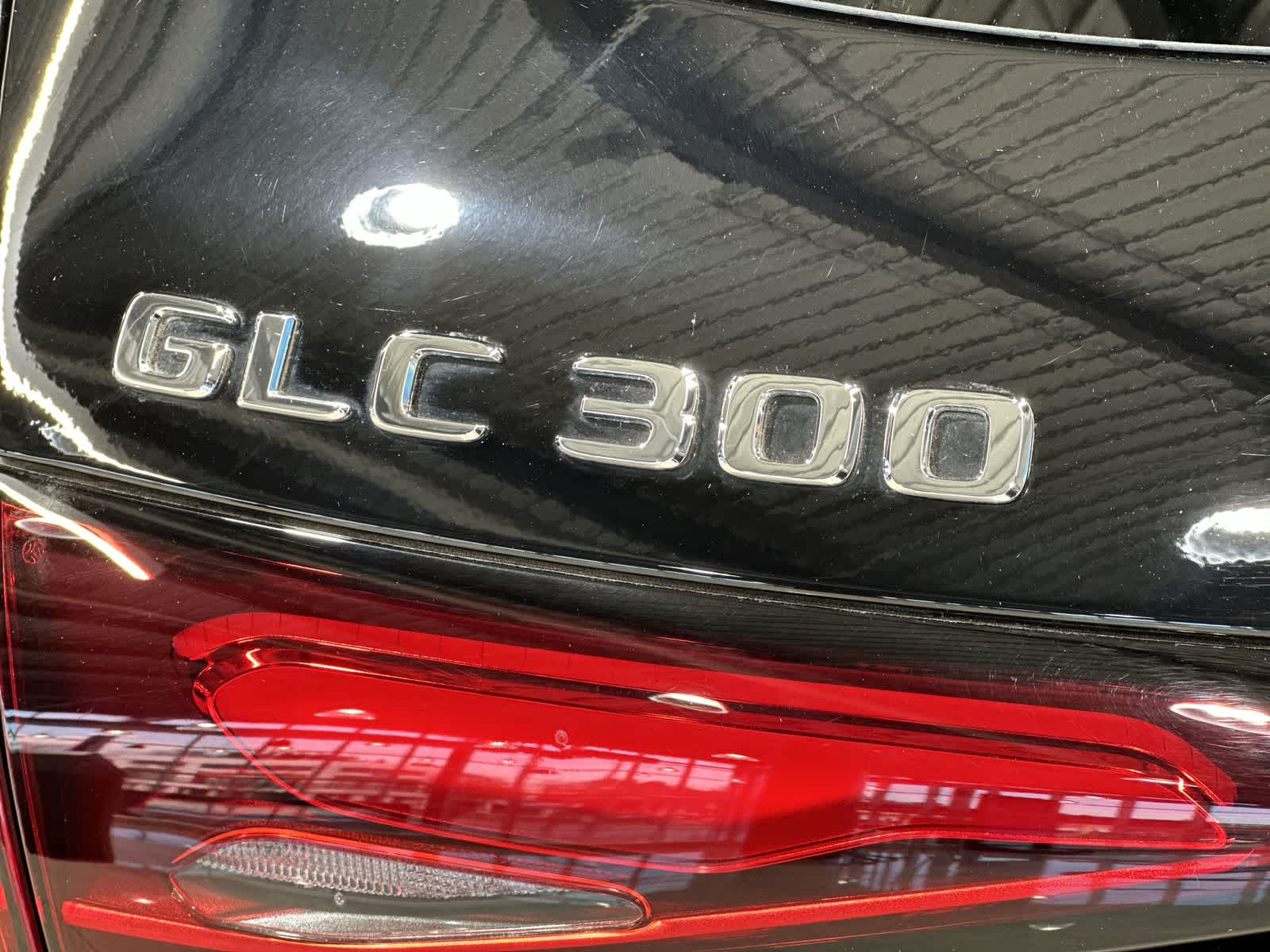 Thumbnail: 2025 Mercedes-Benz GLC - 19