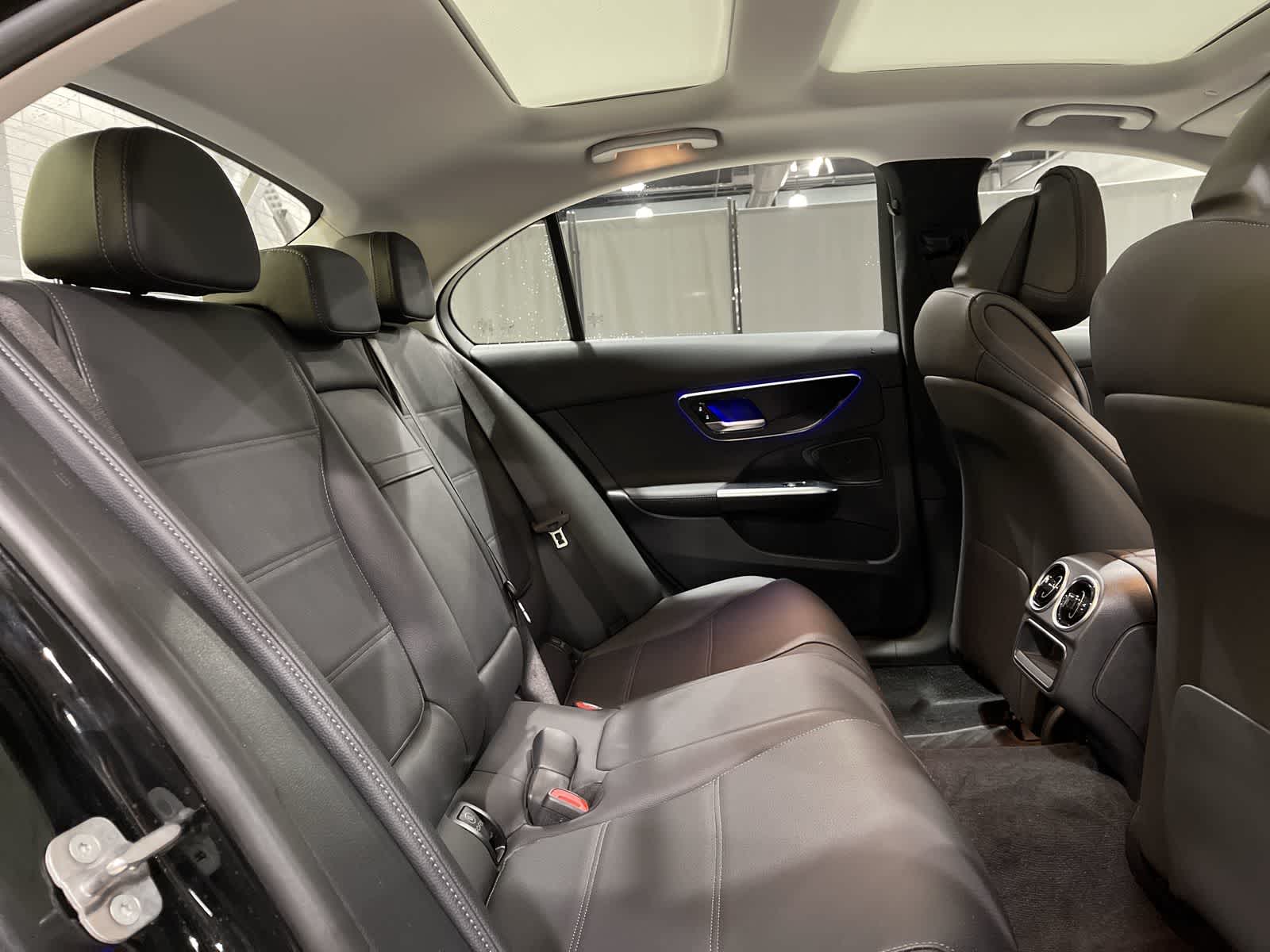 Thumbnail: 2025 Mercedes-Benz C-Class - 25