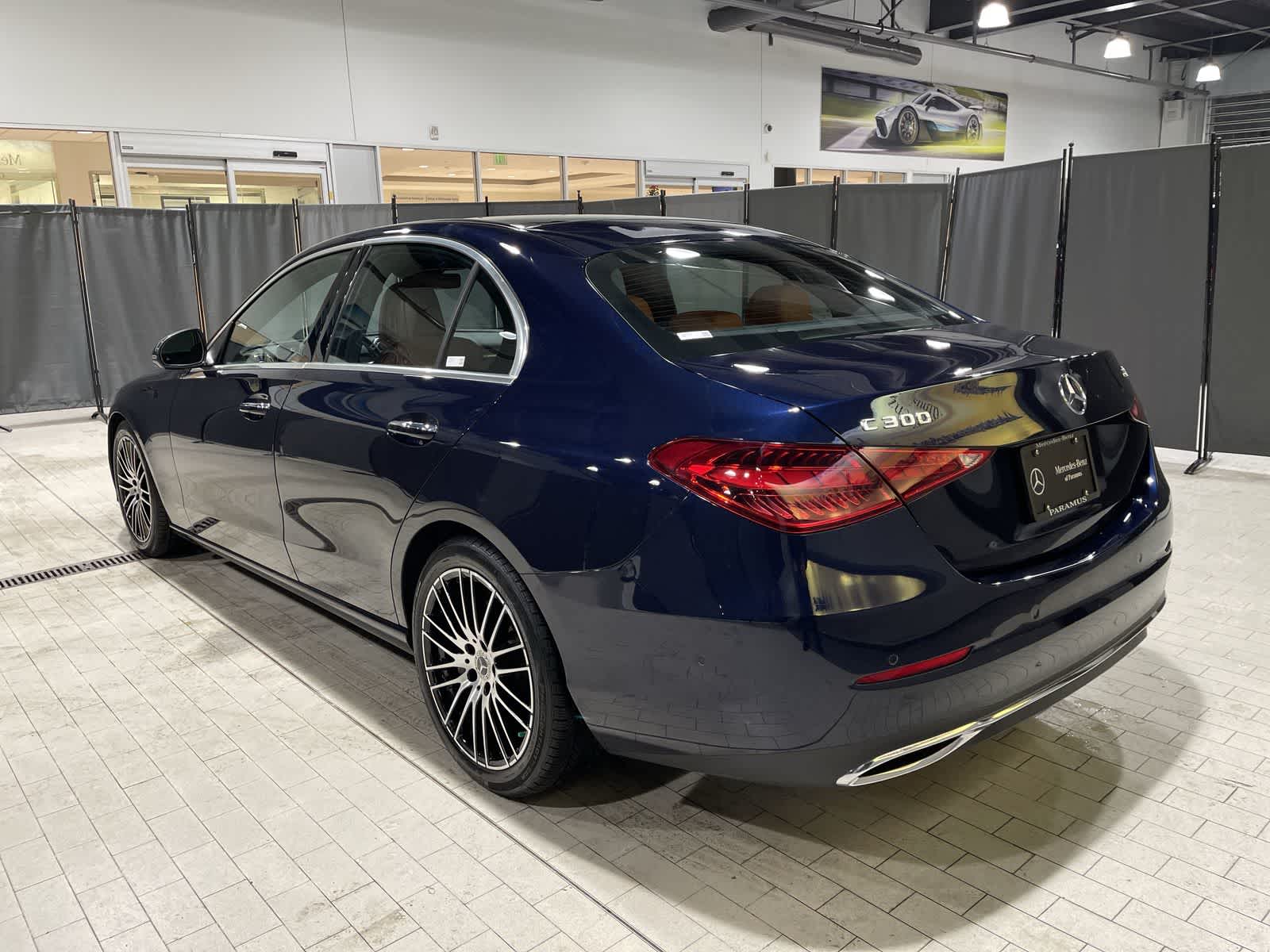 Thumbnail: 2022 Mercedes-Benz C-Class - 16