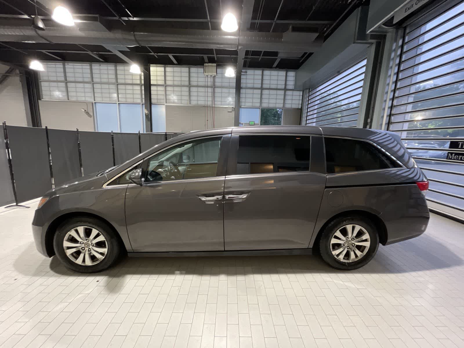 Thumbnail: 2015 Honda Odyssey - 15