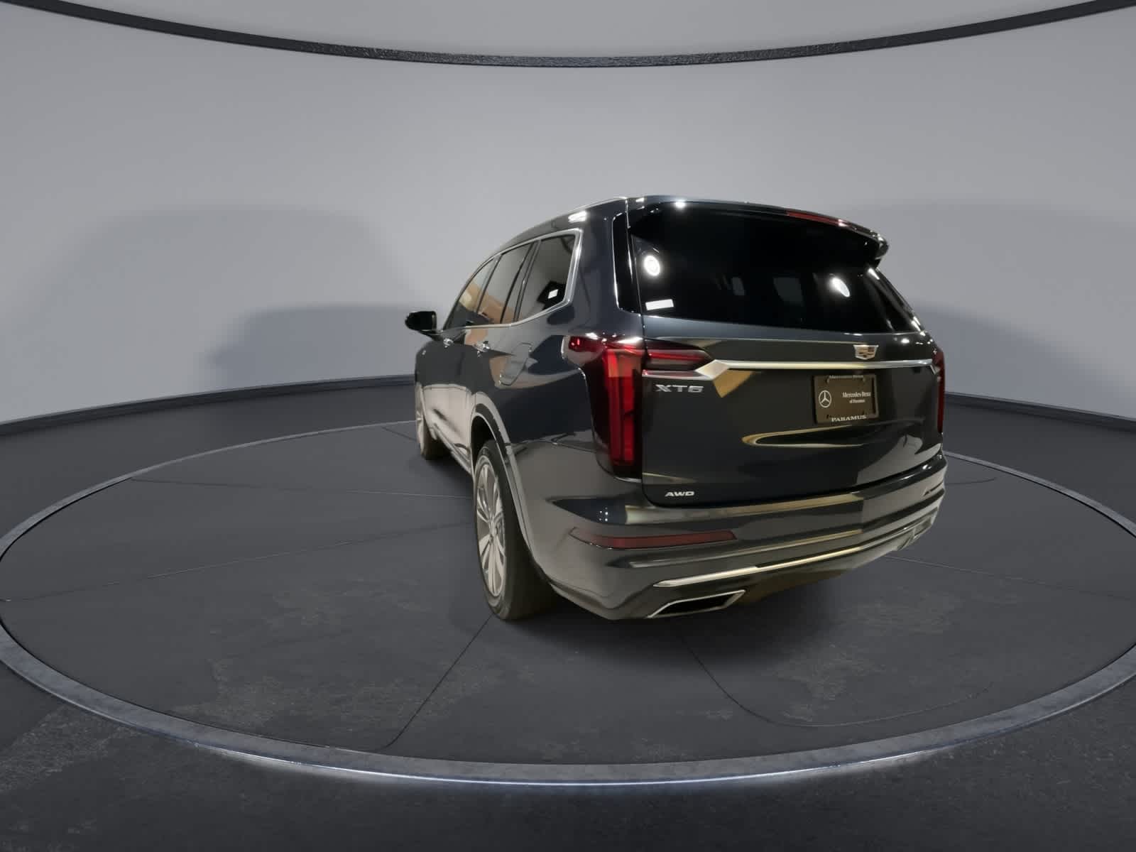 Thumbnail: 2022 Cadillac XT6 - 9
