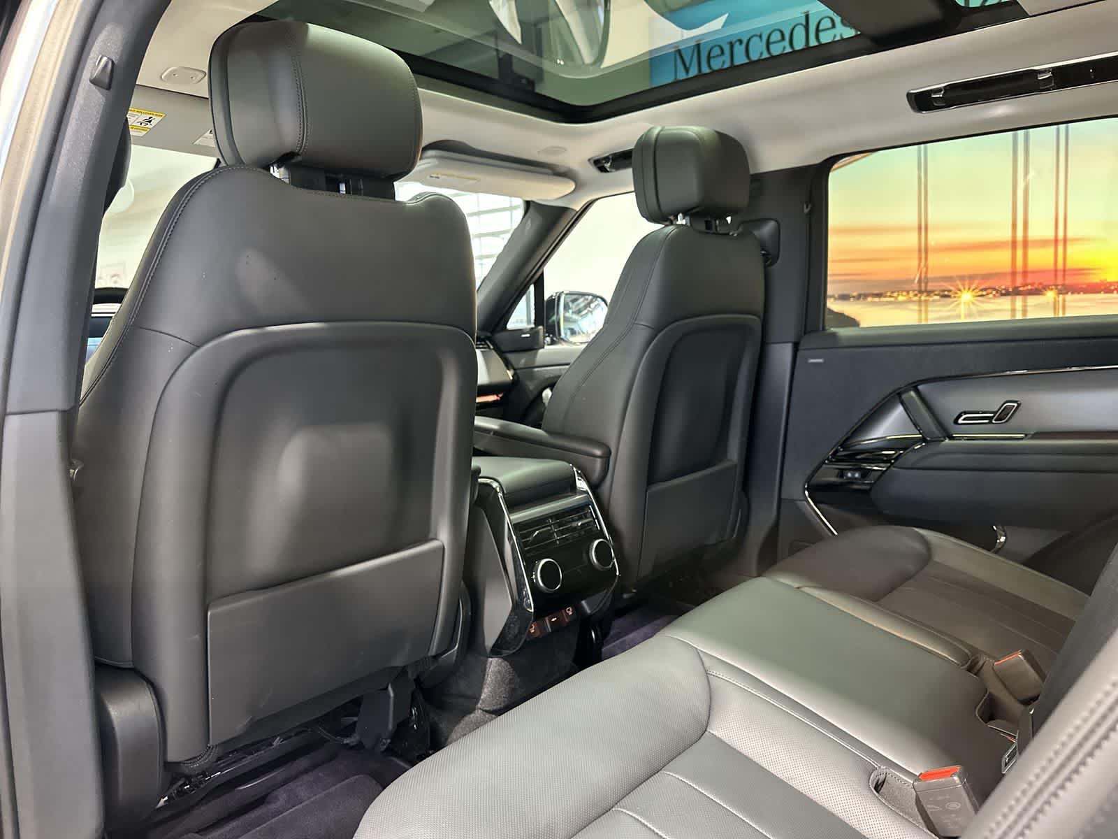 Thumbnail: 2024 Land Rover Range Rover Sport - 24