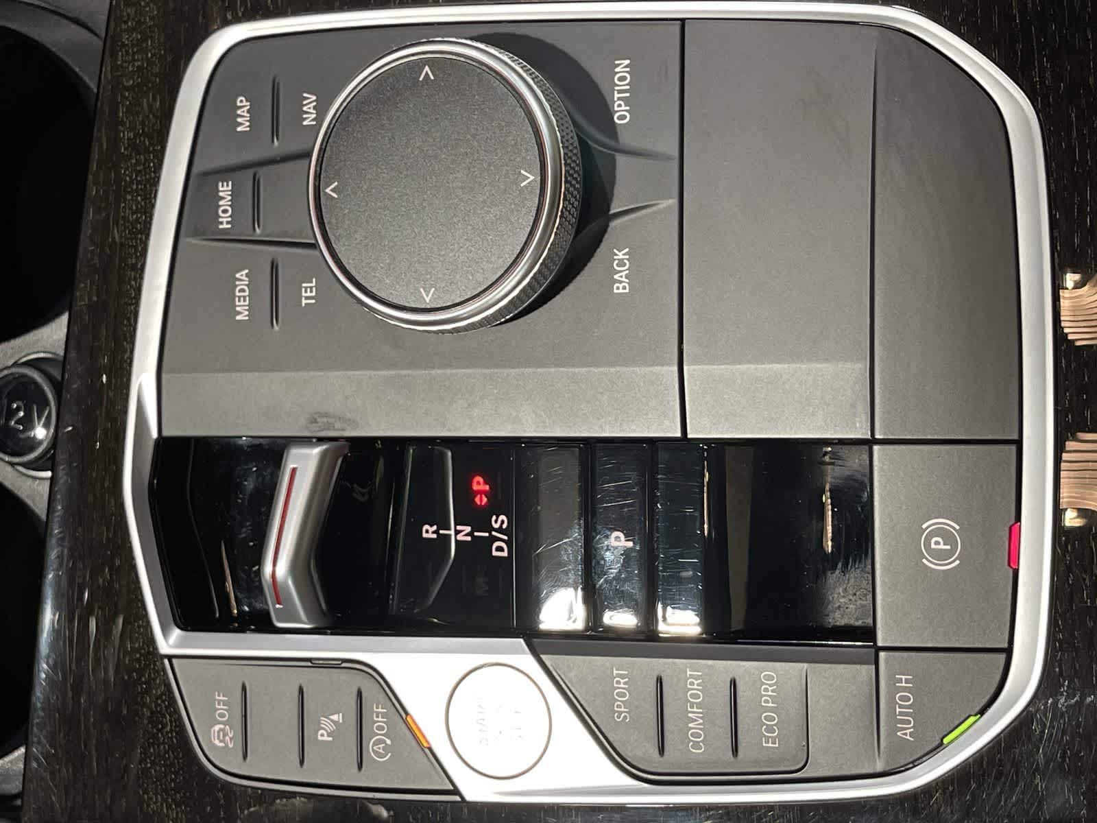 Thumbnail: 2024 BMW 3 Series - 29