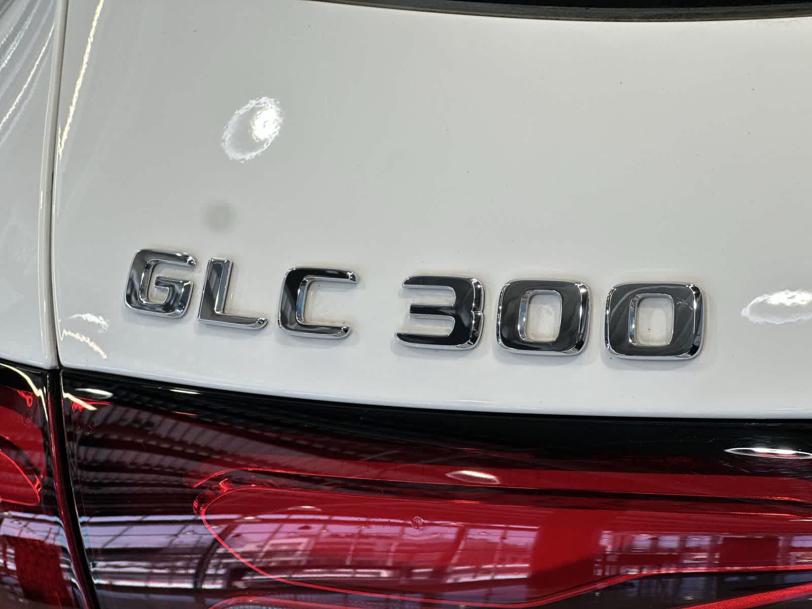 Thumbnail: 2025 Mercedes-Benz GLC - 19