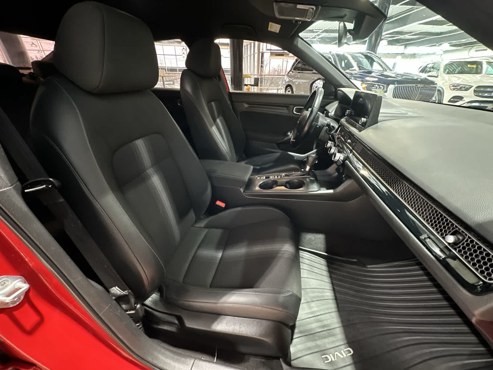 Thumbnail: 2023 Honda Civic - 26