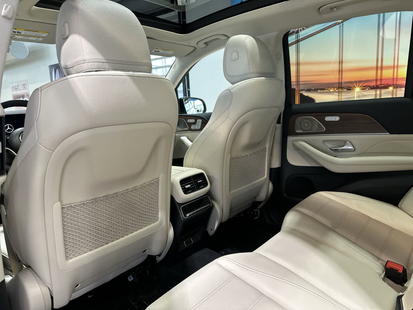 Thumbnail: 2024 Mercedes-Benz GLE - 24