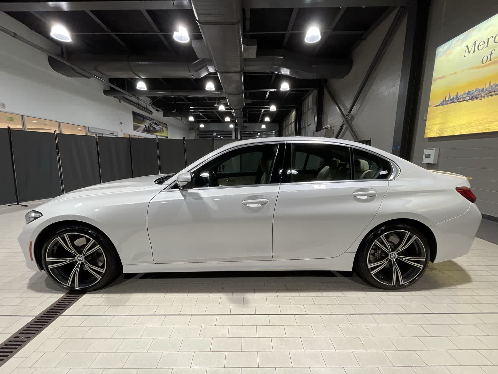 Thumbnail: 2024 BMW 3 Series - 15