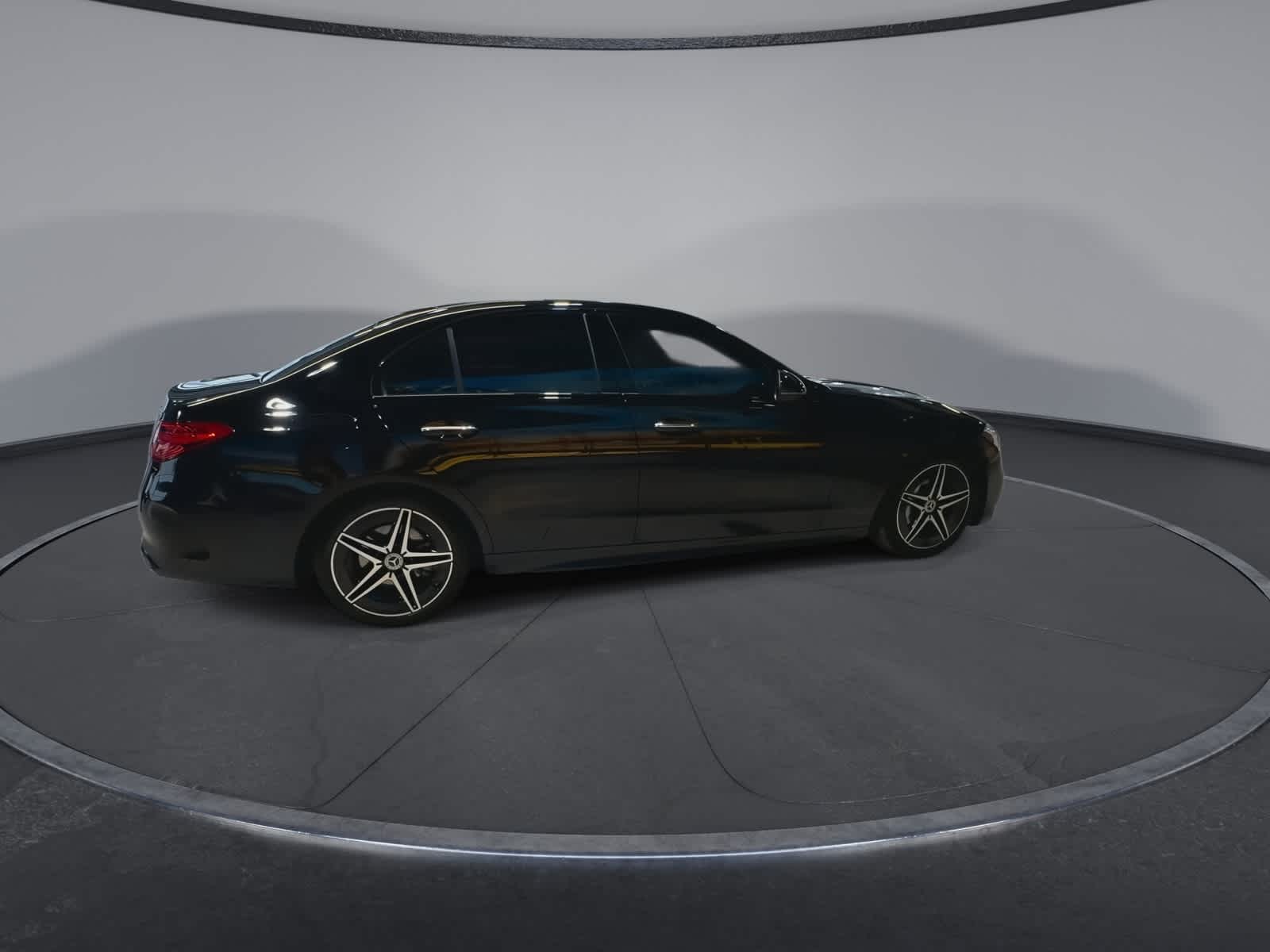 Thumbnail: 2023 Mercedes-Benz C-Class - 11