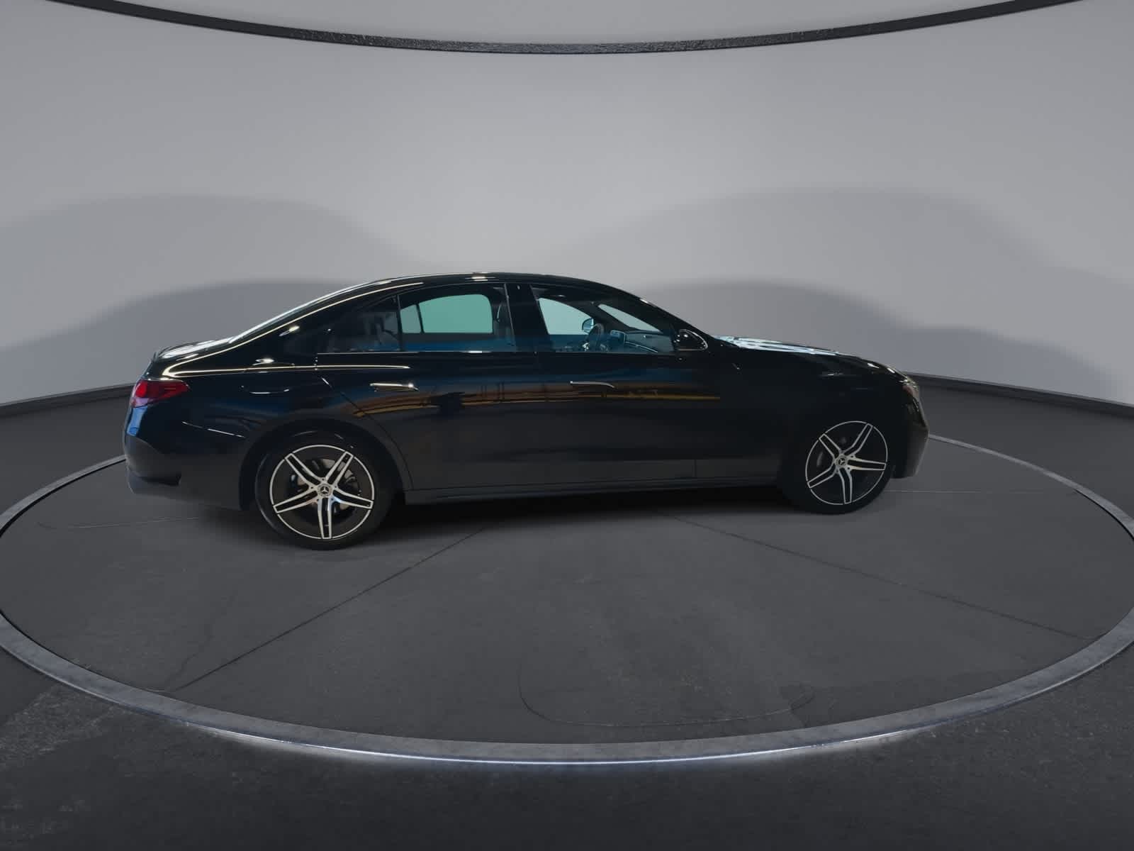 Thumbnail: 2026 Mercedes-Benz E-Class - 12
