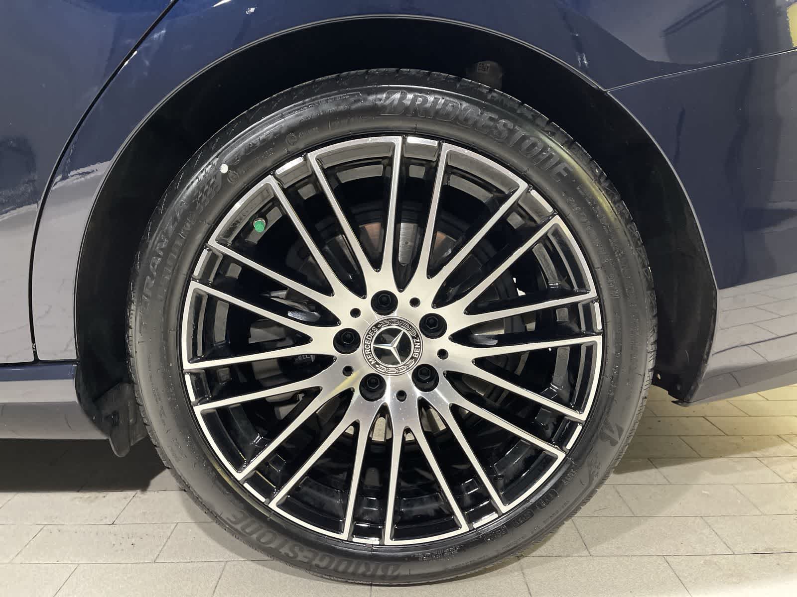 Thumbnail: 2022 Mercedes-Benz C-Class - 20